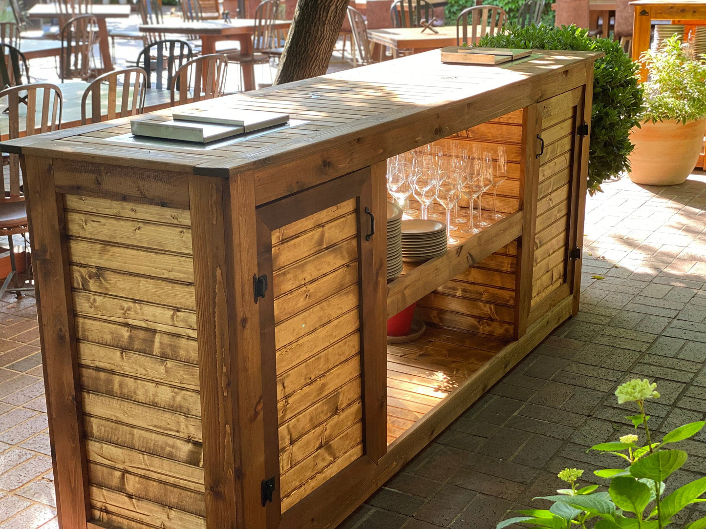 Outdoor Restaurant/Hotel Cedar Bar/Serving Cart || Outdoor Towel Pool Cabinet; Outdoor Mobile Bar || Drinks and Entertainment Cart